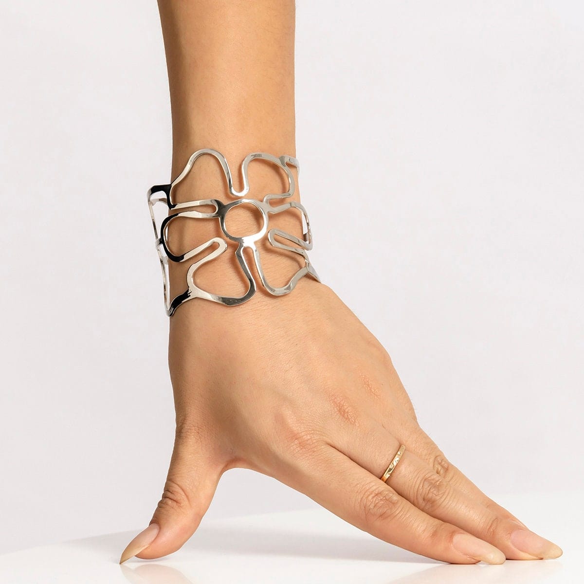 Geometric Abstract Flower Pattern Open Cuff Bangle Bracelet